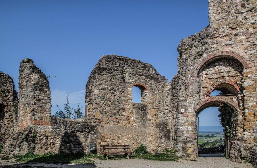 Ruine Stöffeln, Germany